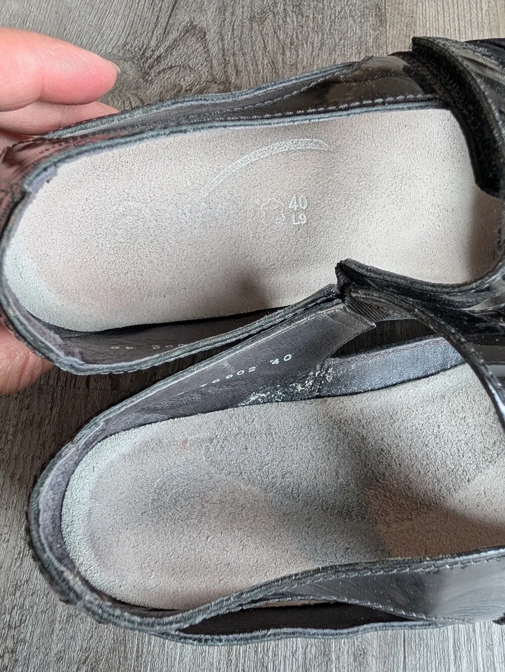 $190 NAOT papaki open toe shoes 9 40